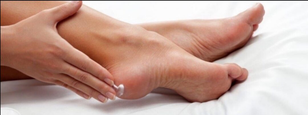 KEM DƯỠNG DA CHÂN FOOTGEL