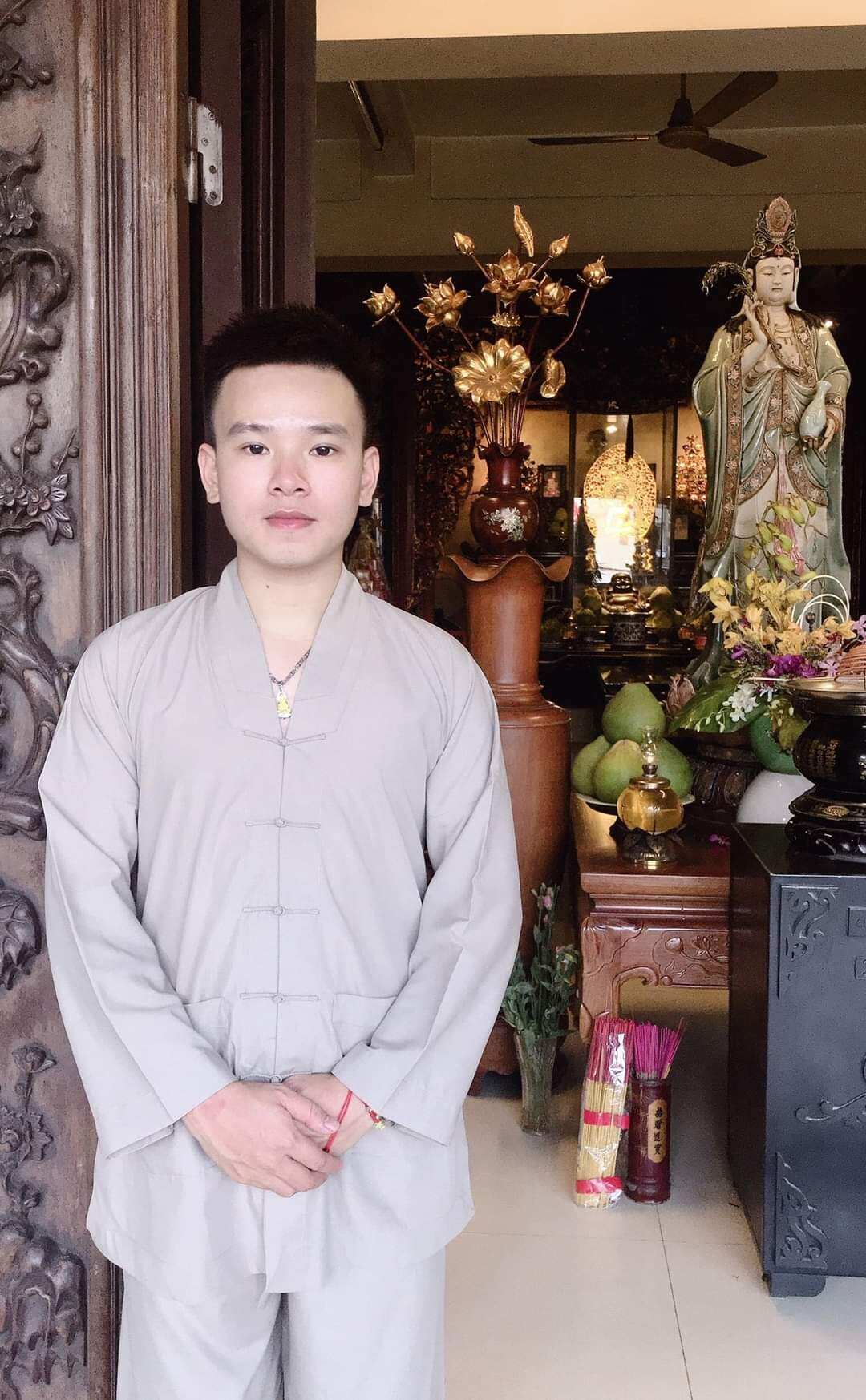 ĐỒ BỘ ĐI CHÙA - MẪU LA HÁN NAM