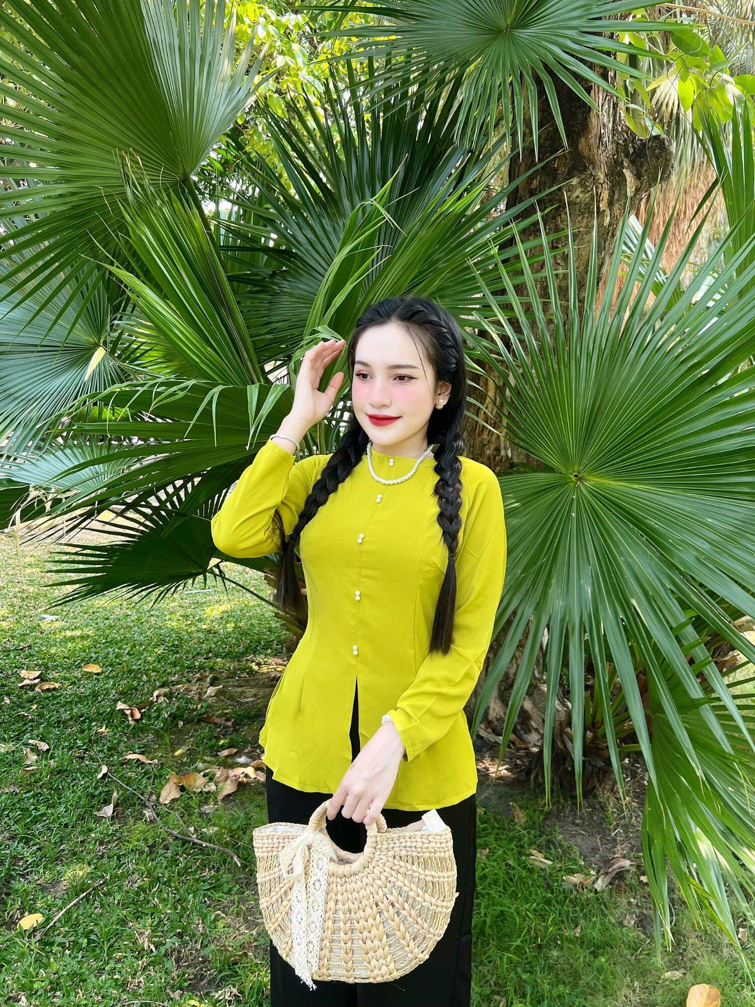 Bộ bà ba cổ tròn nút ngọc đôi tay dài suông