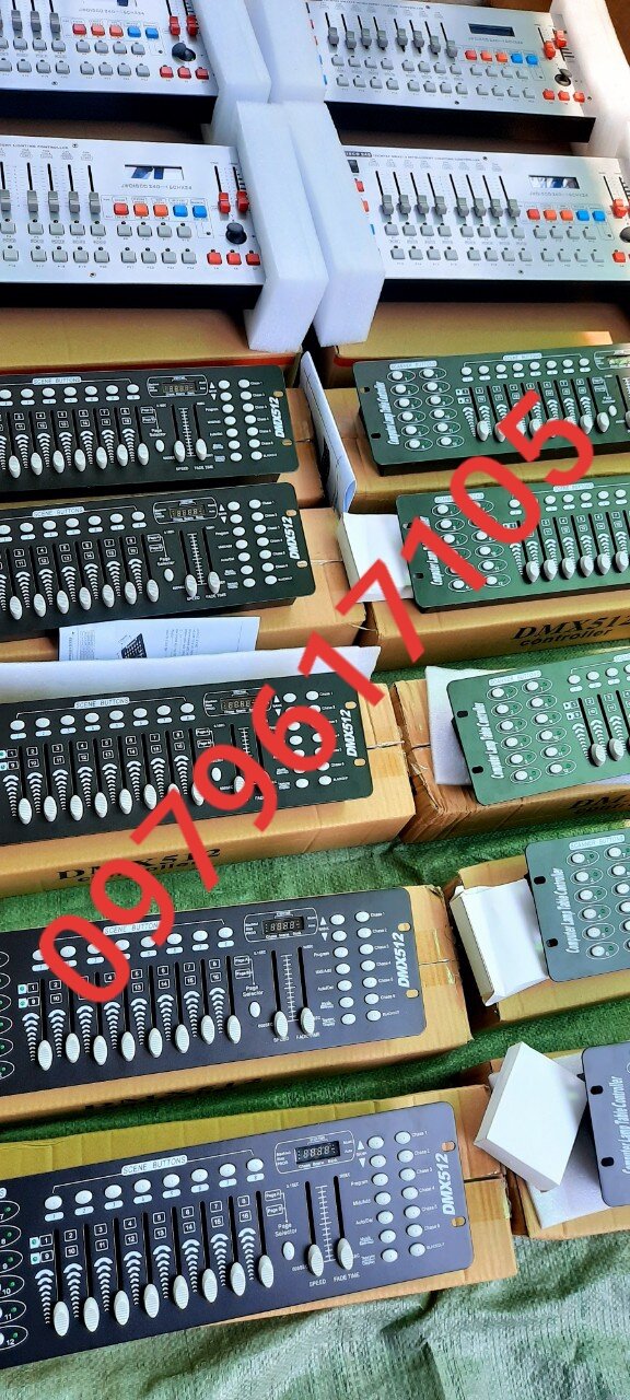 Bàn chỉnh đèn sân khấu, đèn led DMX 512