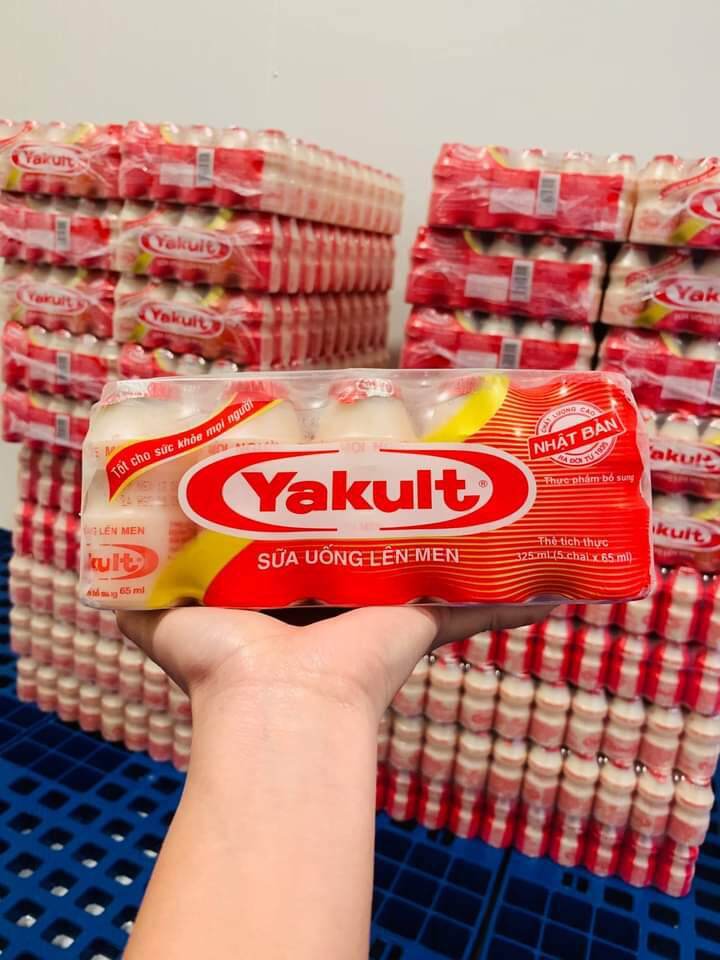 10 lốc sữa chua lên men Yakult (date mới)