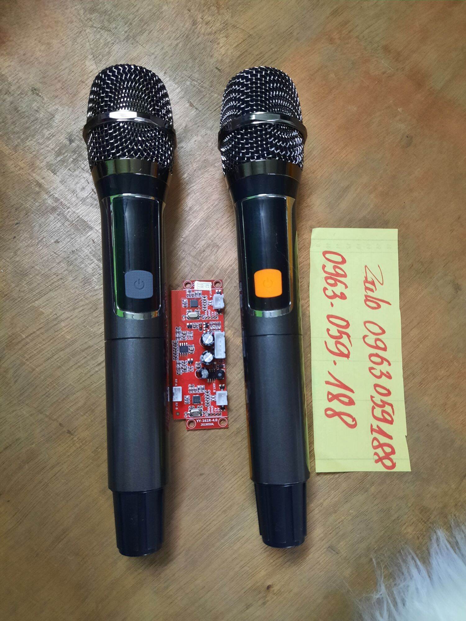 Micro UHF Không Dây Cho Loa Kéo Set Tần Số  Chuyên Dụng