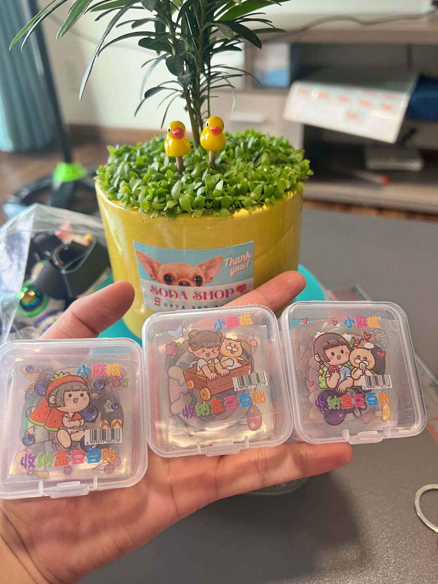 Hộp 12 sticker hình dán sticker trang trí siêu dễ thương cho bé