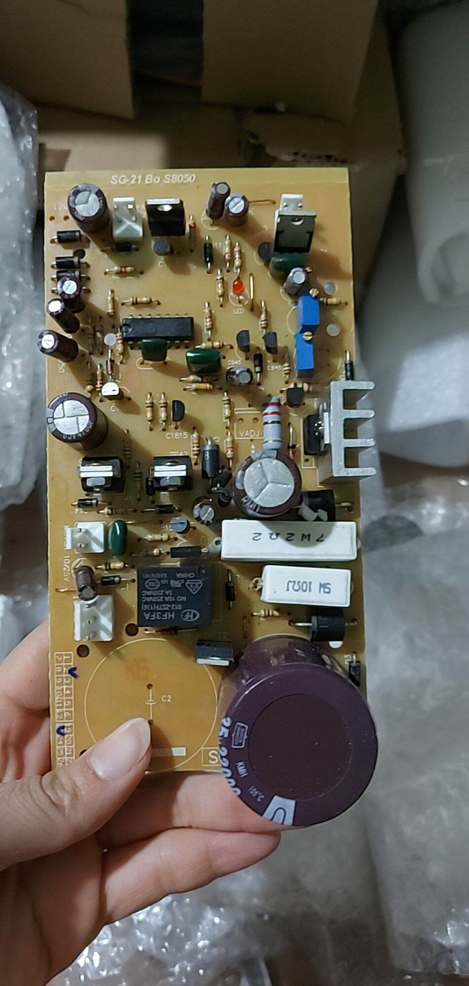 Bo Ổn áp Lioa Tốt dải 50 zinnn