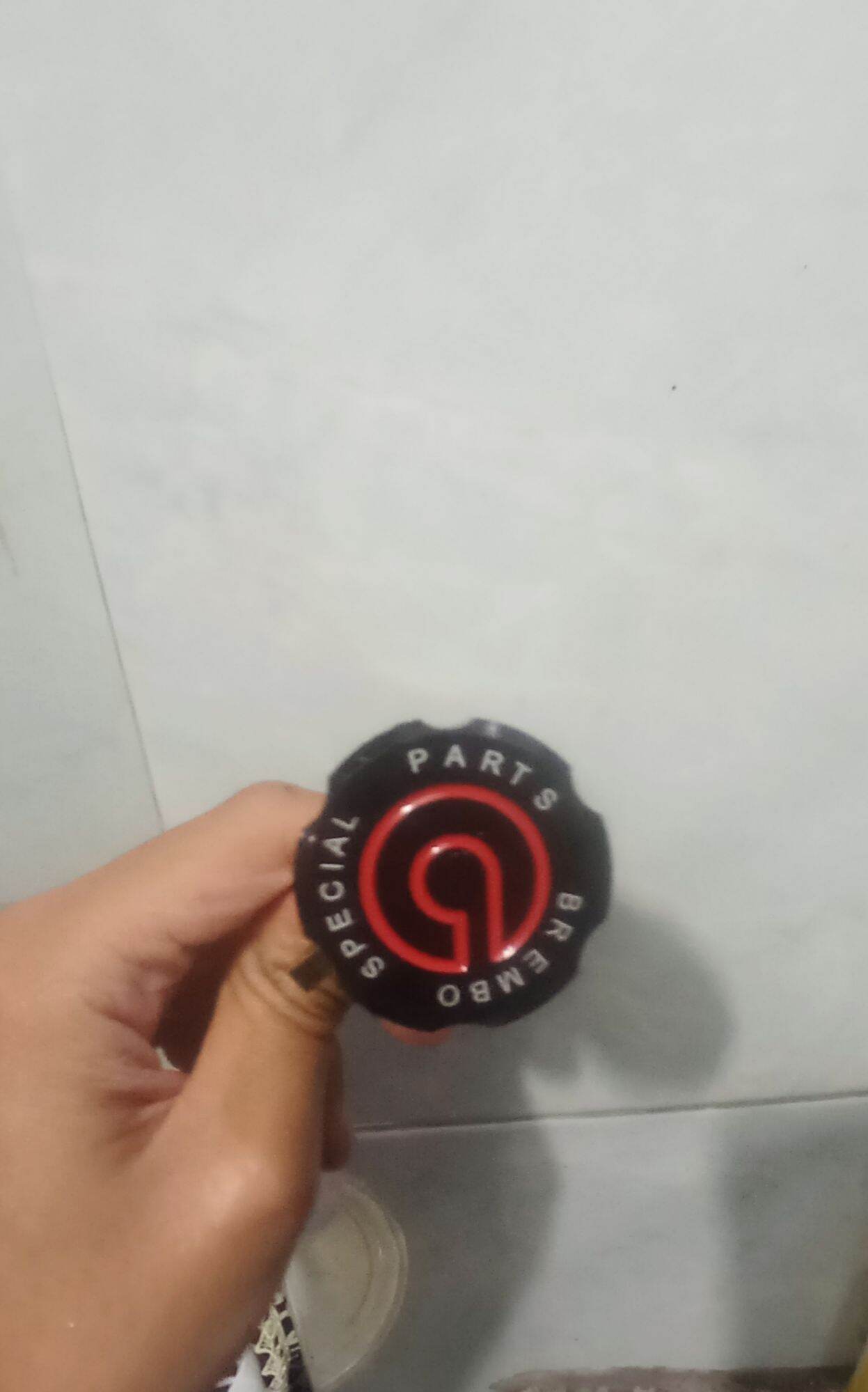 Bình dầu brembo màu khói
