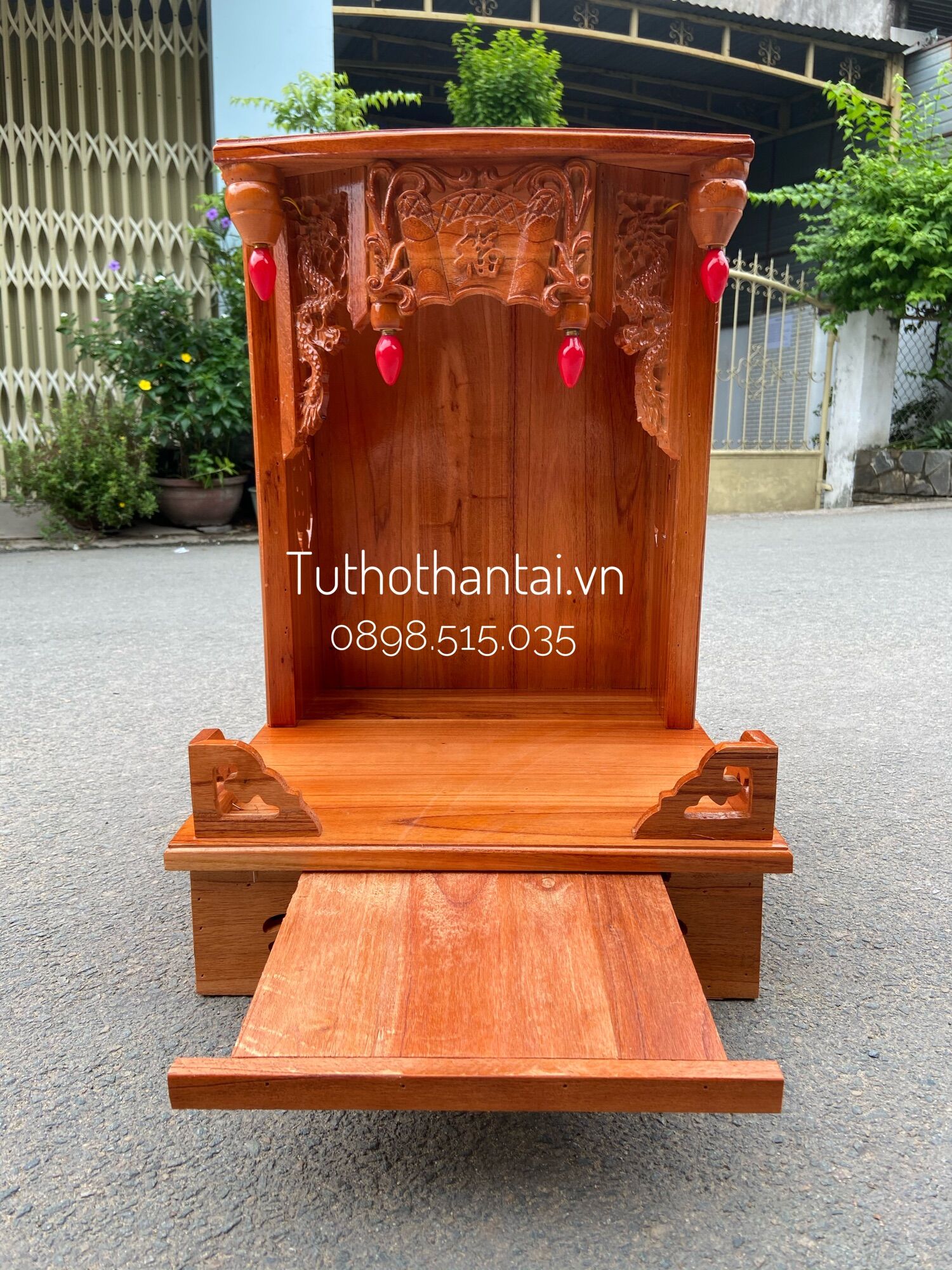 Bàn thờ thần tài ông địa 38 X 50CM - gỗ Xoan