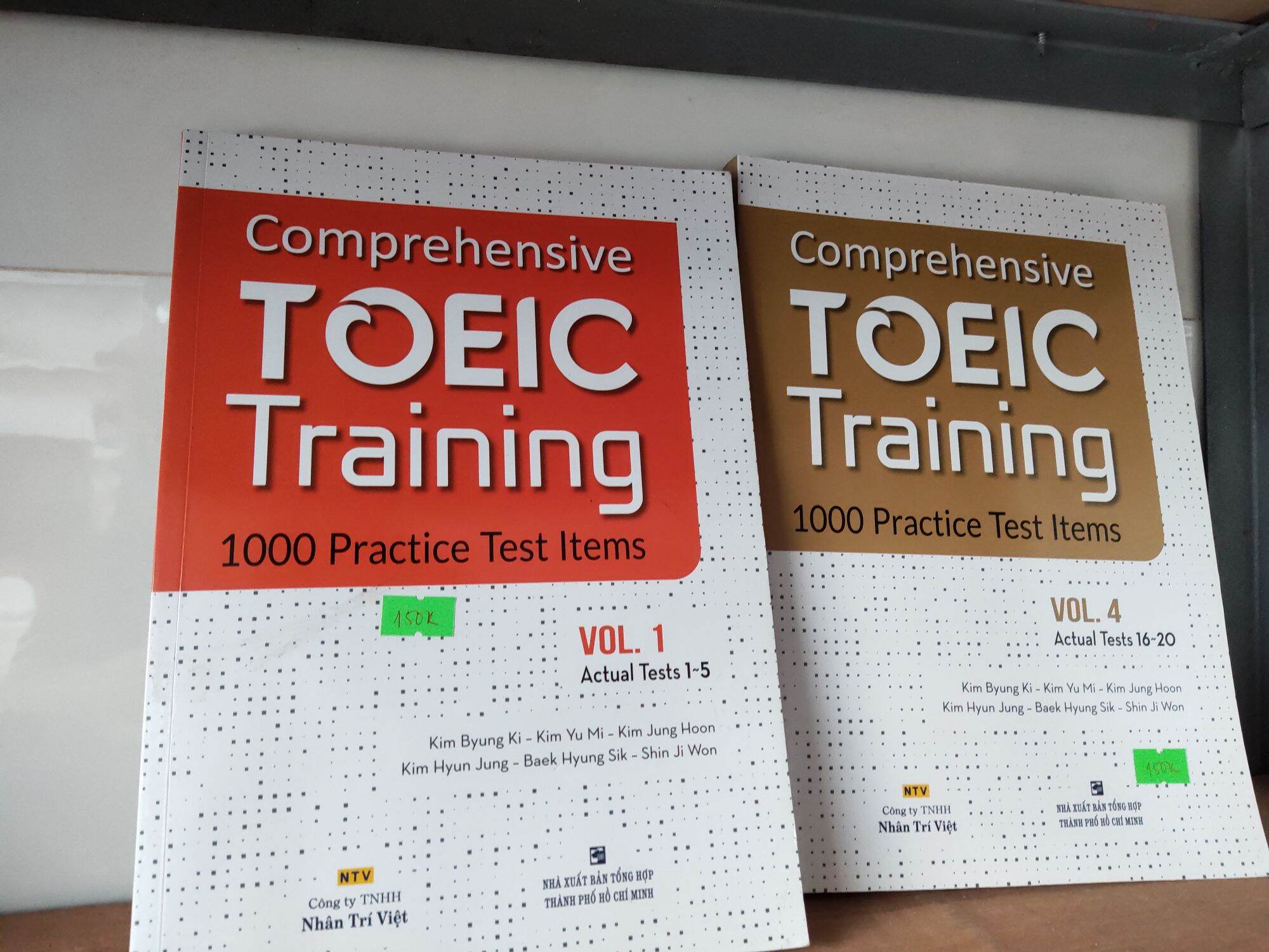 Comprehensive TOEIC Training 1000 Practice Test Items