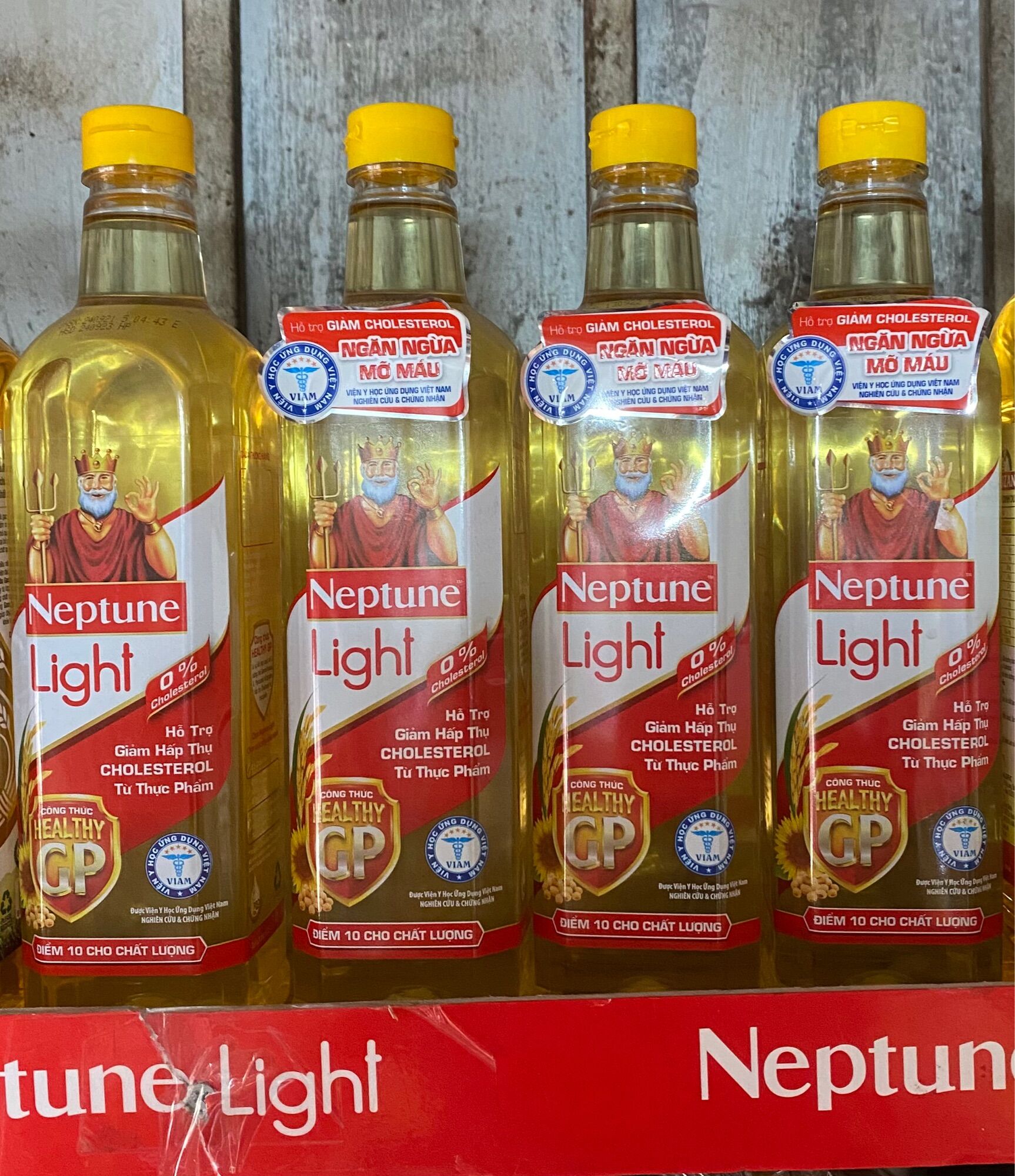 Dầu ăn Neptune chai 1 lít