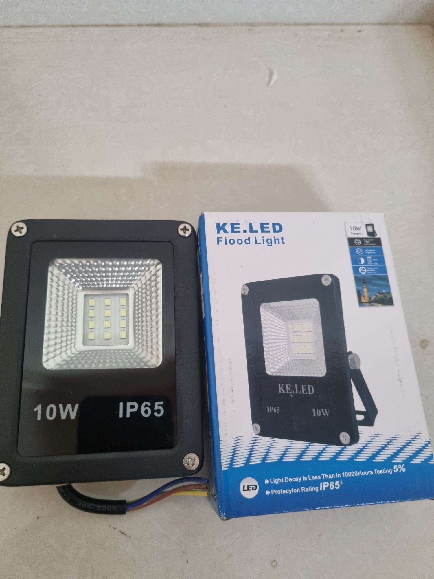 Đèn Pha LED 10W ánh sáng trắng ,vàng Chóa kim cương siêu sáng ip65