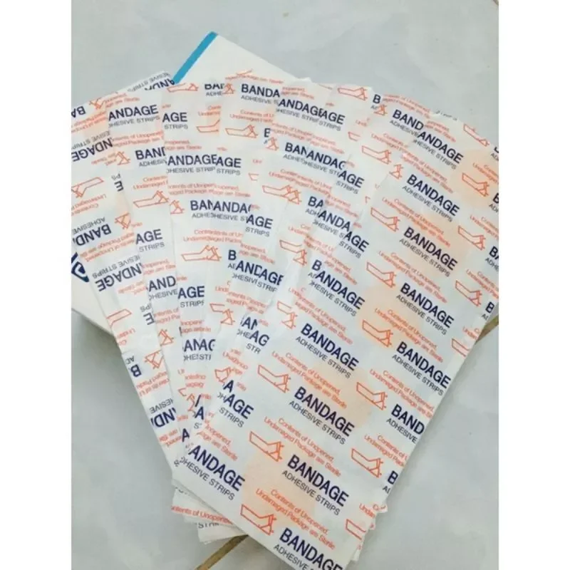 Combo 100 miếng dán cấy chỉ. Băng keo cá nhân tròn.