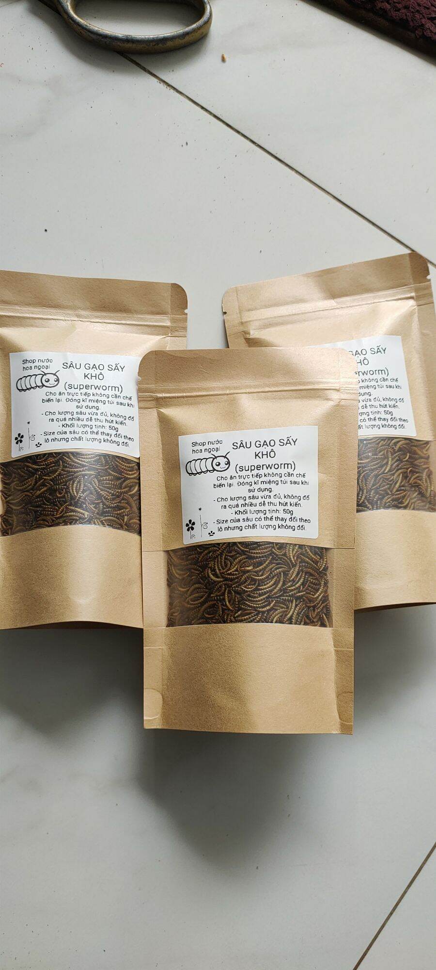 Sâu sấy khô dùng cho bò sát (túi lớn 50g rất nhiều)