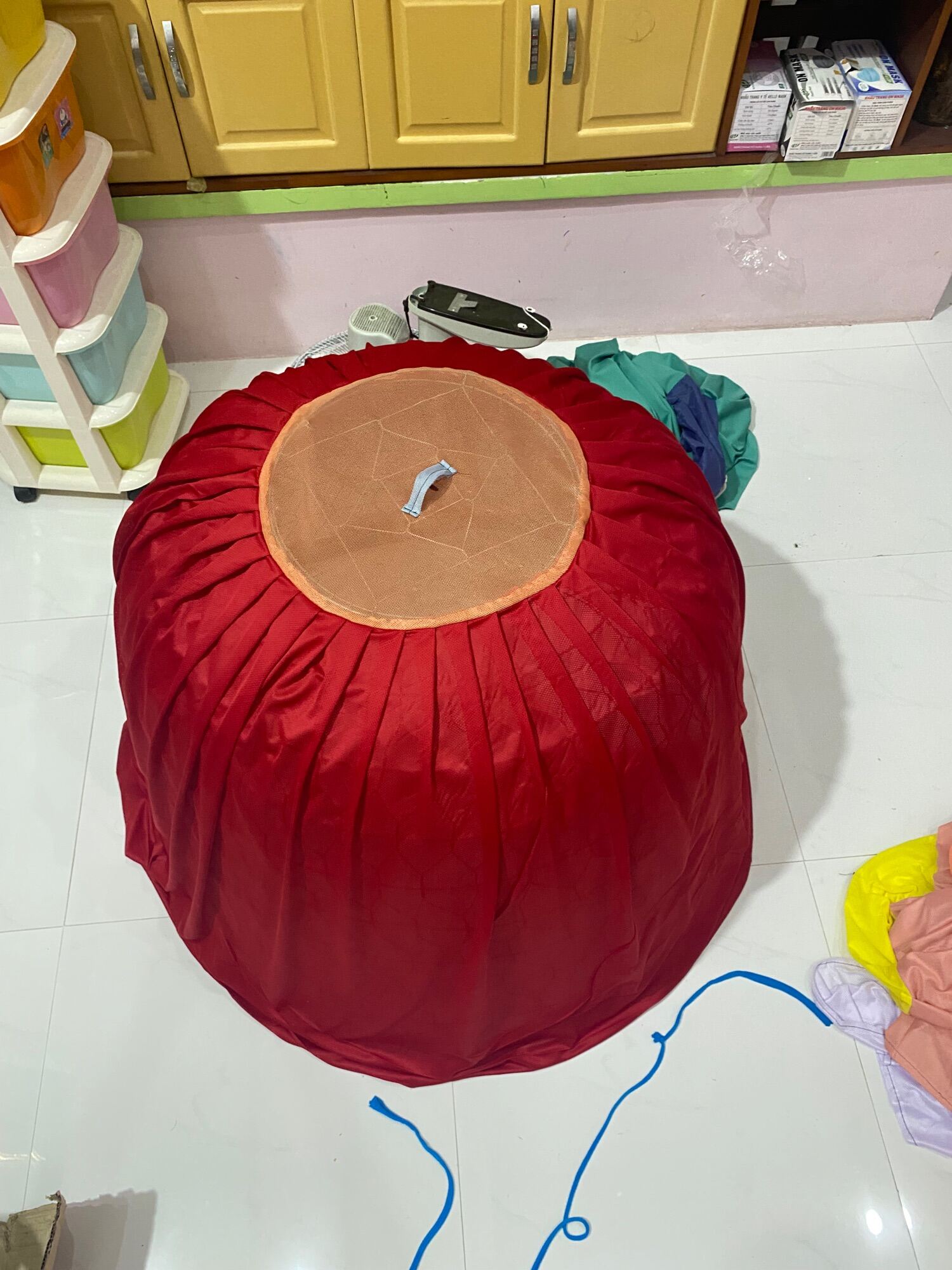 Mùng gà đá bội tròn