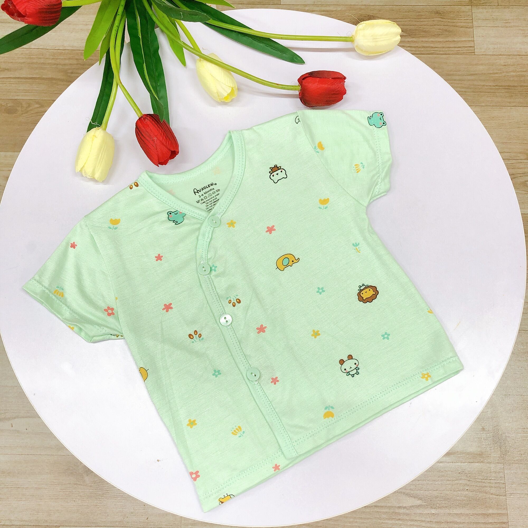 Áo Cộc Tay Avalew Cài Cúc Giữa Cho Bé