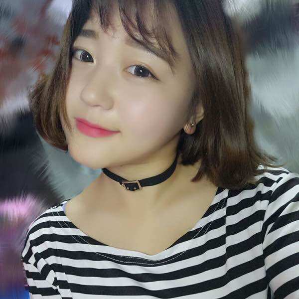 Chocker vải nhung cá tính