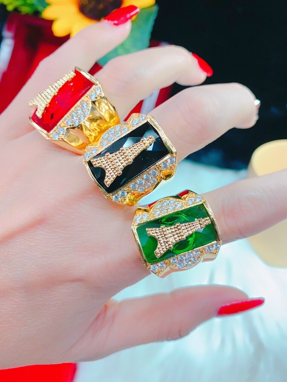Nhẫn nam mặt đá vuông chạm chữ mạ vàng 18k