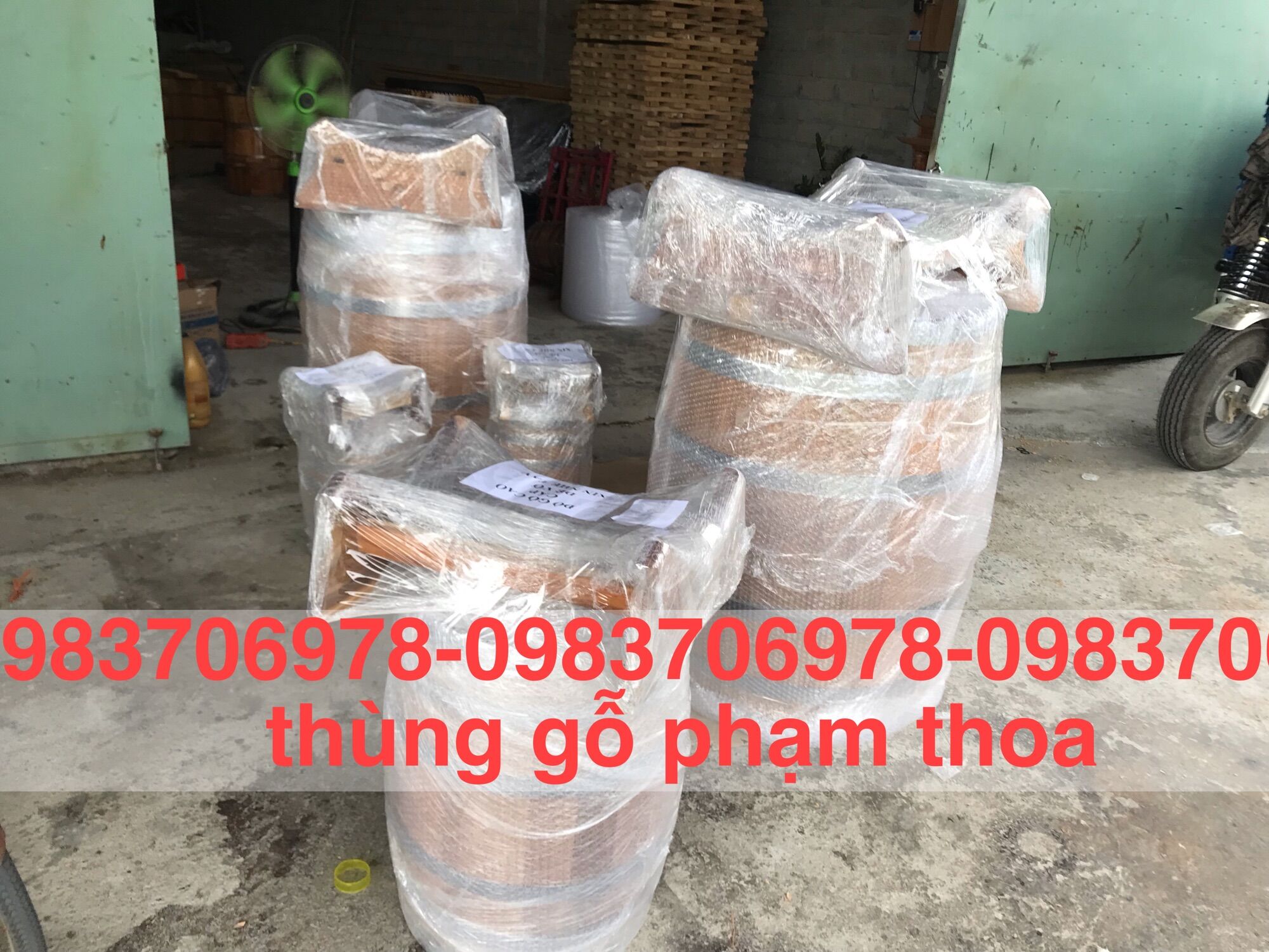 Thùng ngâm ủ rượu gỗ sồi đỏ 20lit