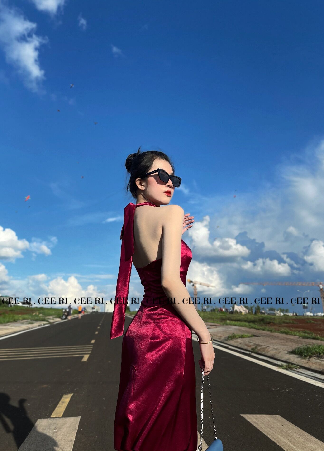 ẢNH THẬT ĐỘC QUYỀN SHOP CEERI- Mẫu lụa cổ yếm