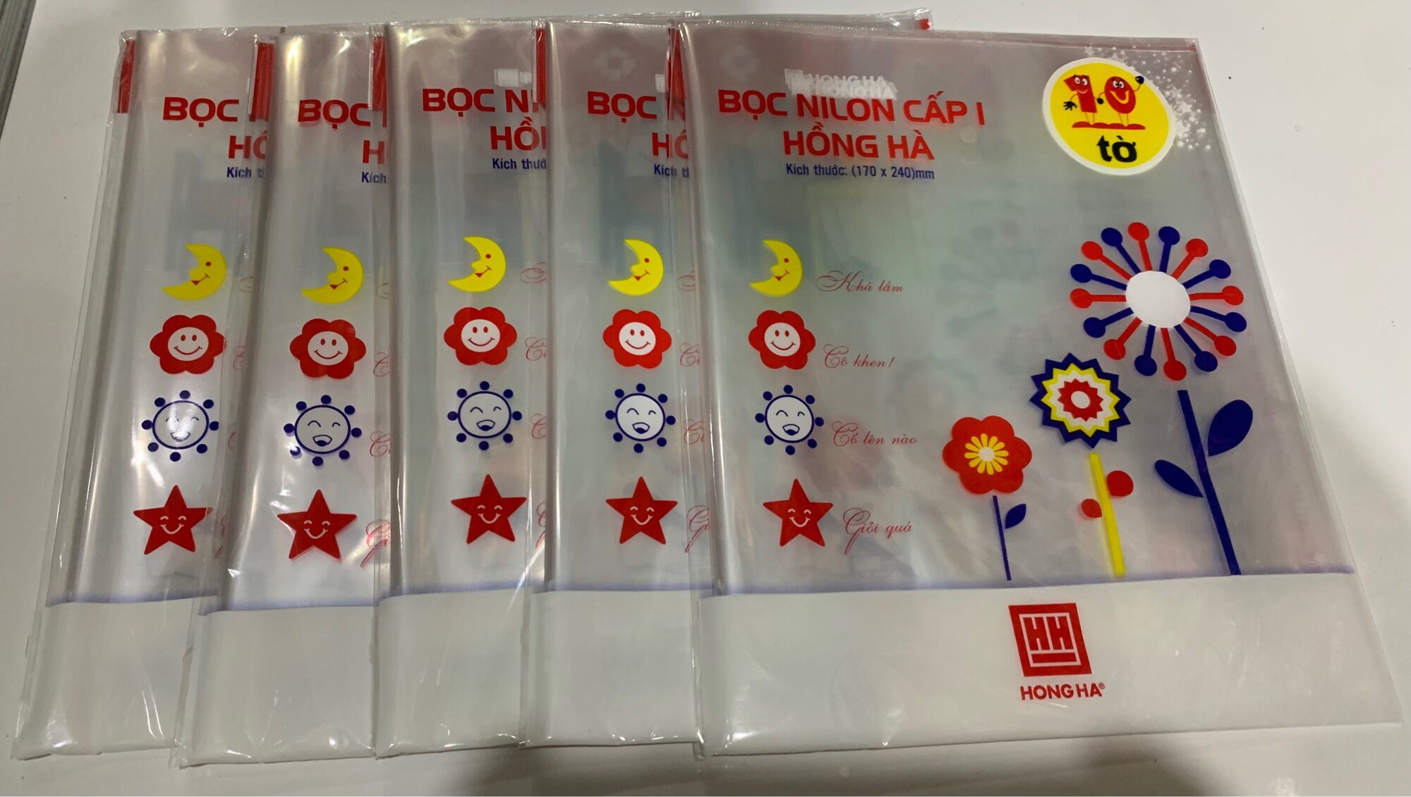 Bọc sách và vở Hồng Hà