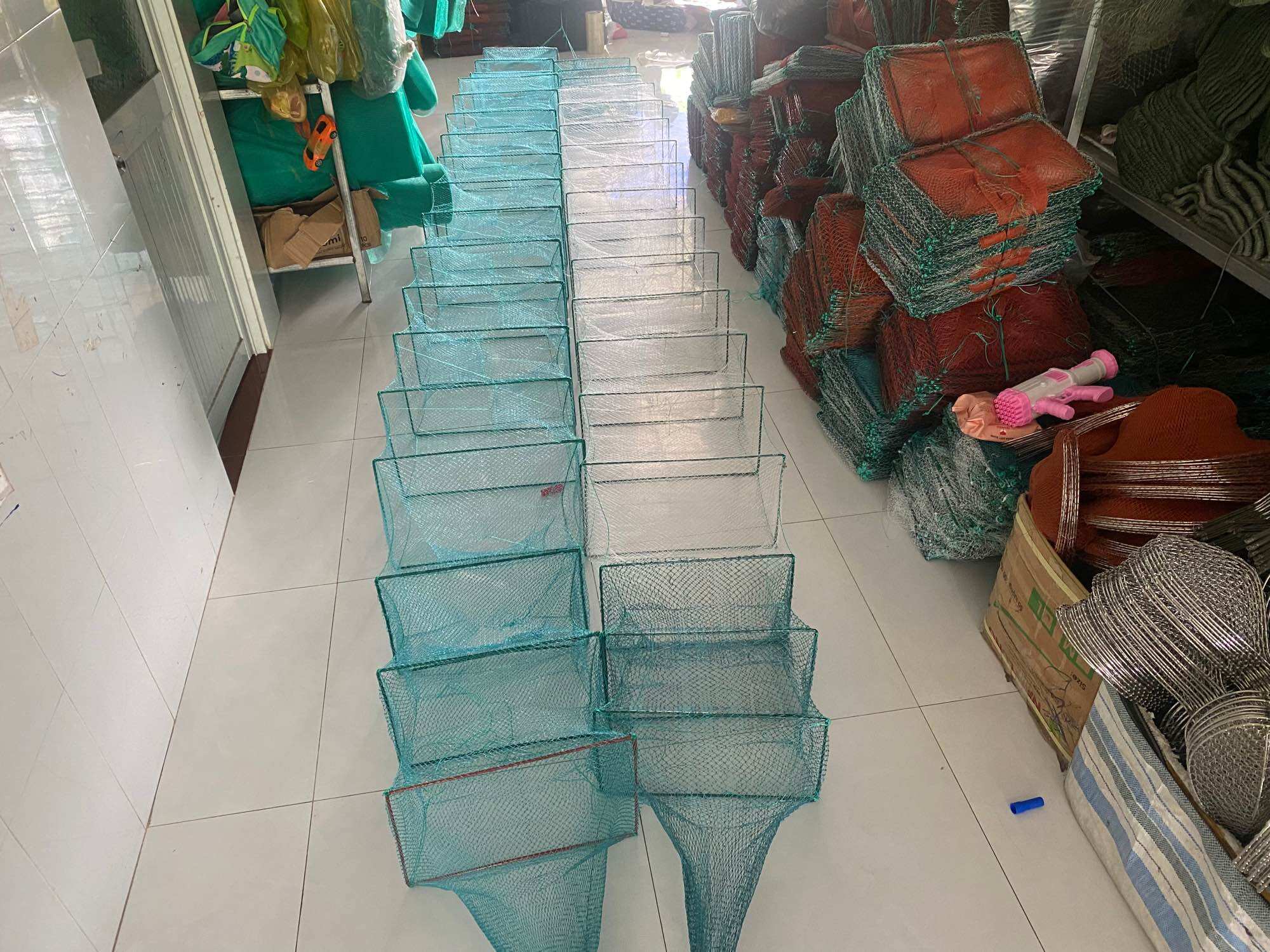 Lú bát quái,12 cửa ngục bắt tôm cá dài 5m( 18 khung 30x50cm) mắt lưới dầy 1p5, 2p5,3p(Then 0,7cm - 1,2cm - 1,5cm)