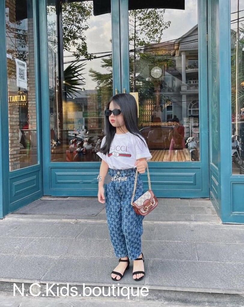 Set Bộ Áo Thun Quần Jean Co Giãn 2 Màu Cho Bé