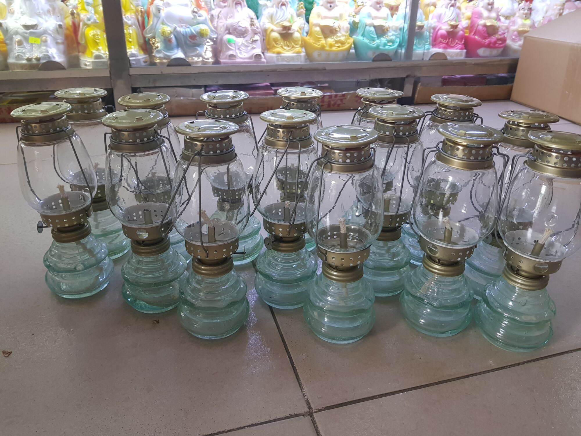 ĐÈN DẦU CHỐNG BÃO