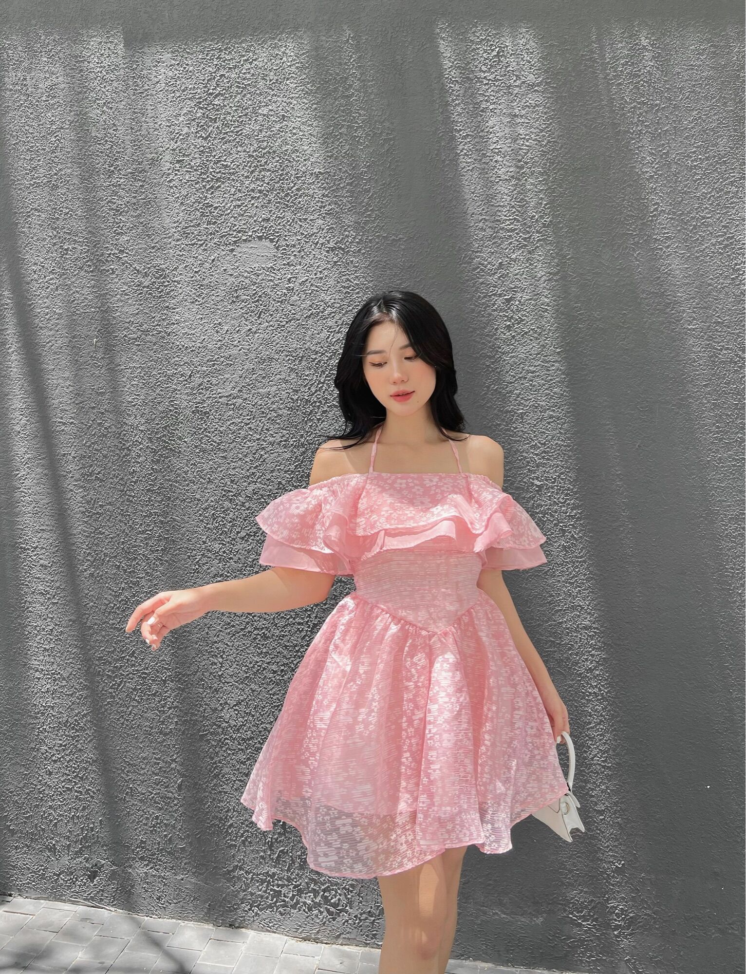 Đầm Ren Hoa Bèo Ngực