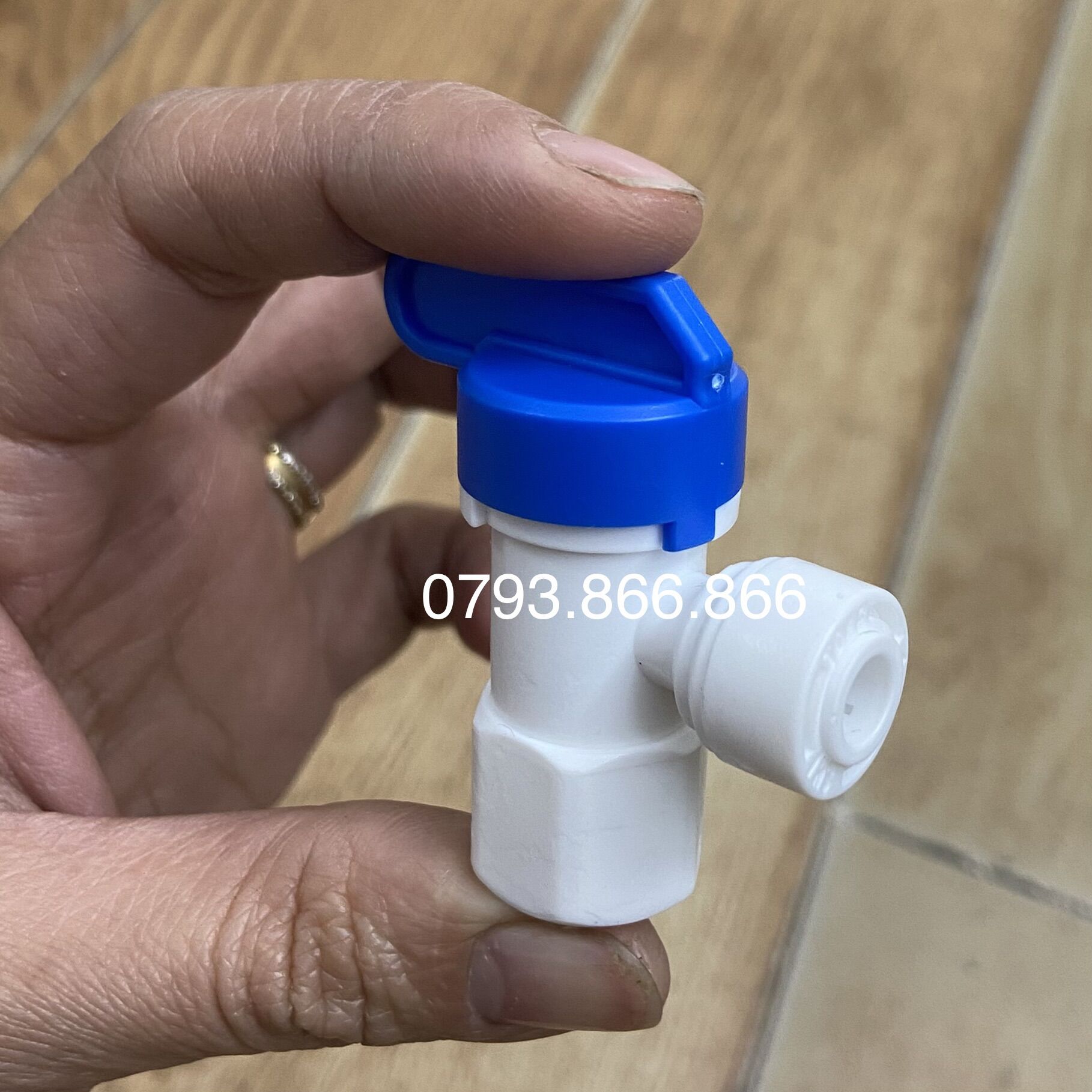 Van khoá bình áp máy lọc nước - van bình áp