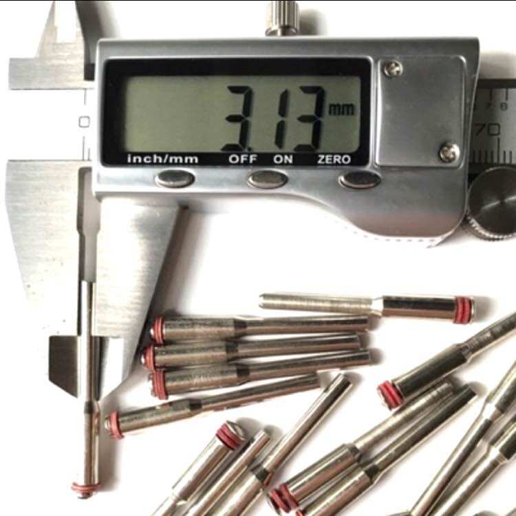 Trục kẹp đĩa lỗ vít 2mm cán 3.17mm