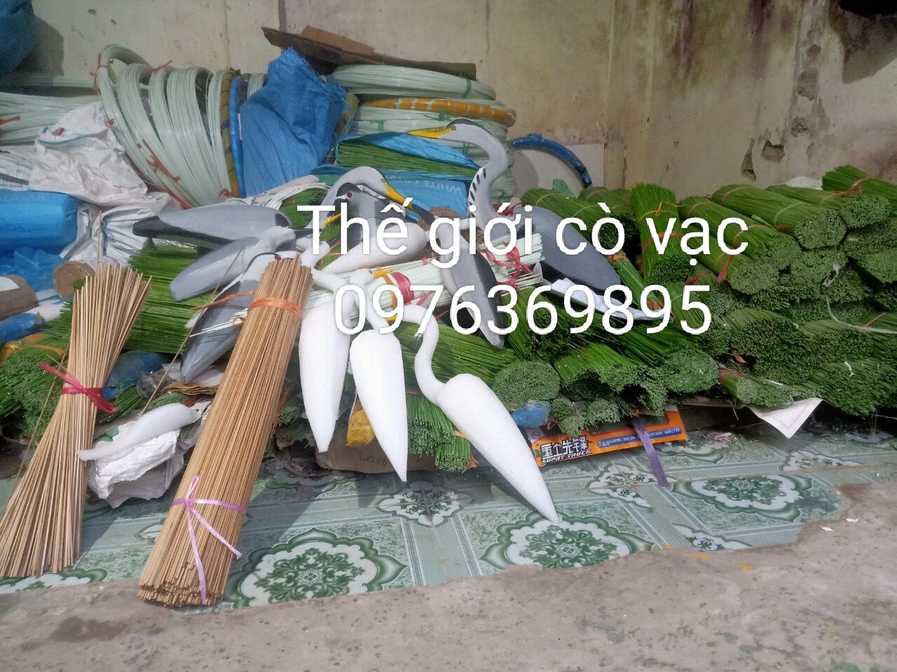 300 Bamboo Traps for Cranes
