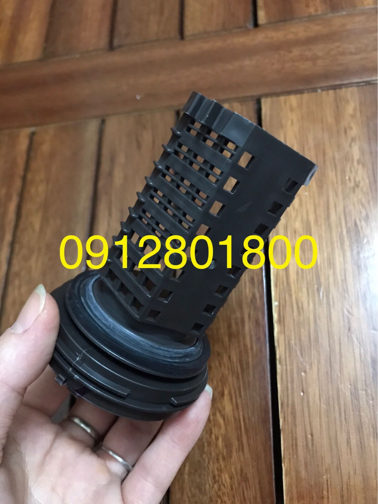 Lọc rác máy giặt LG cửa ngang