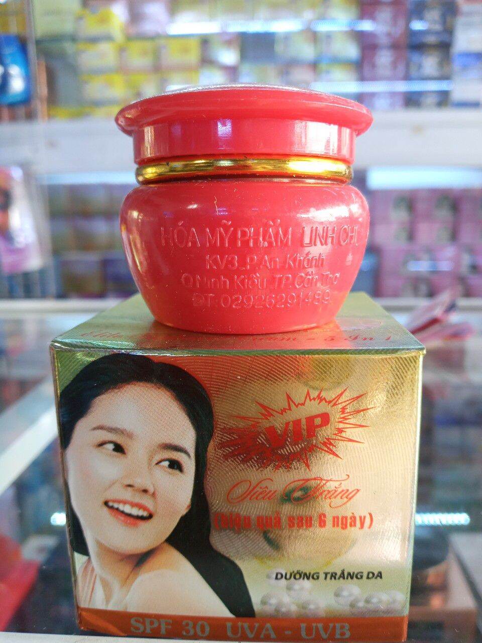 Kem Linh Chi Thúy Nga Dưỡng Trắng Da