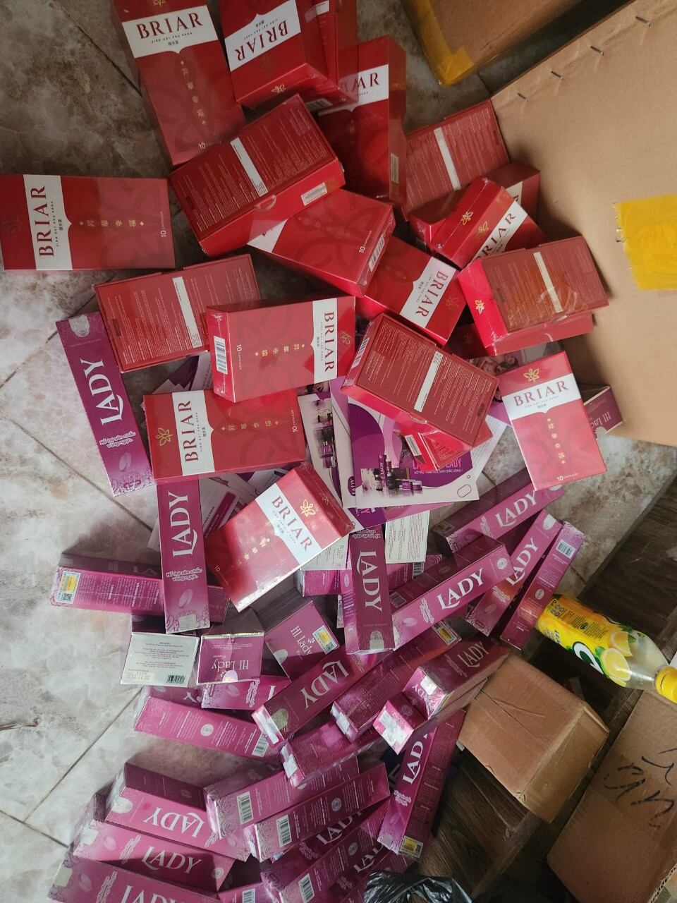 Viên đặt se khít thảo mộc briar