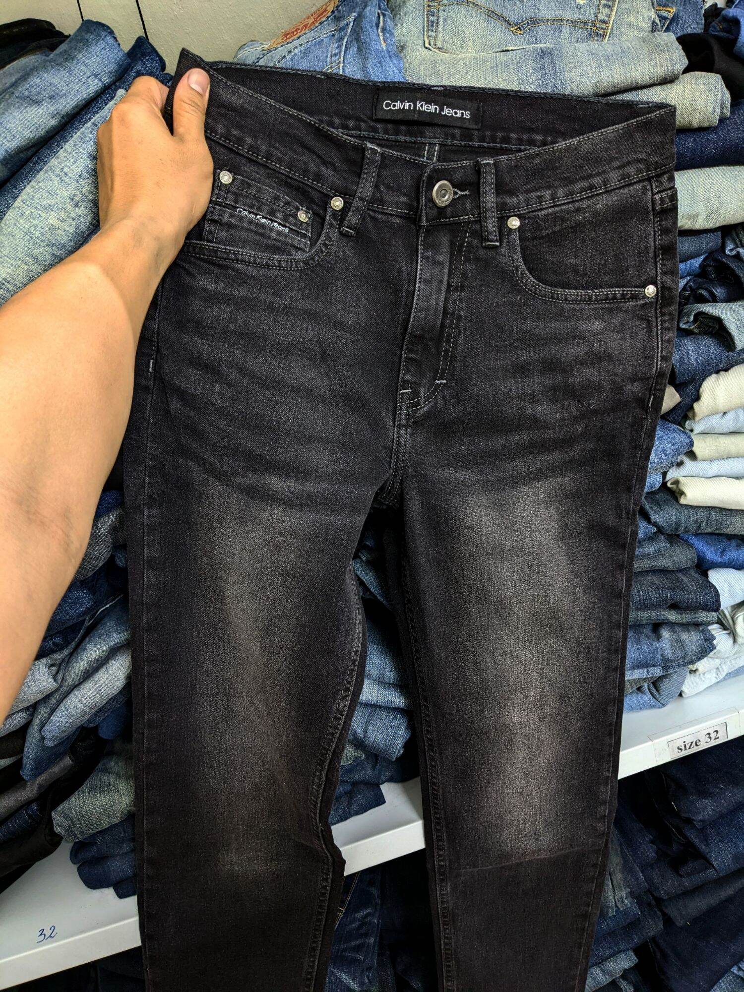 quần jeans ck màu khói was nhẹ form đứng