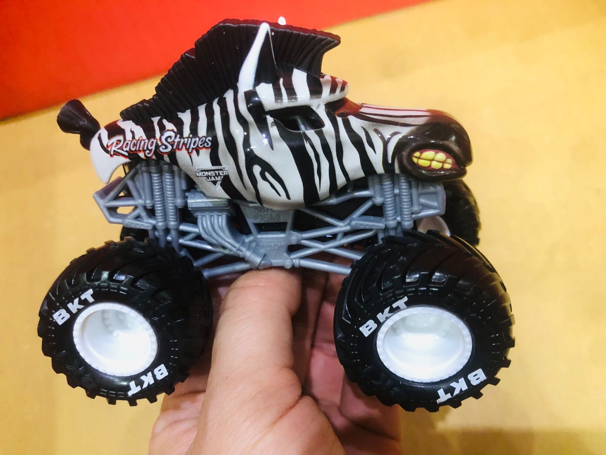 Xe Monster Jam các mẫu ngựa size 1:64