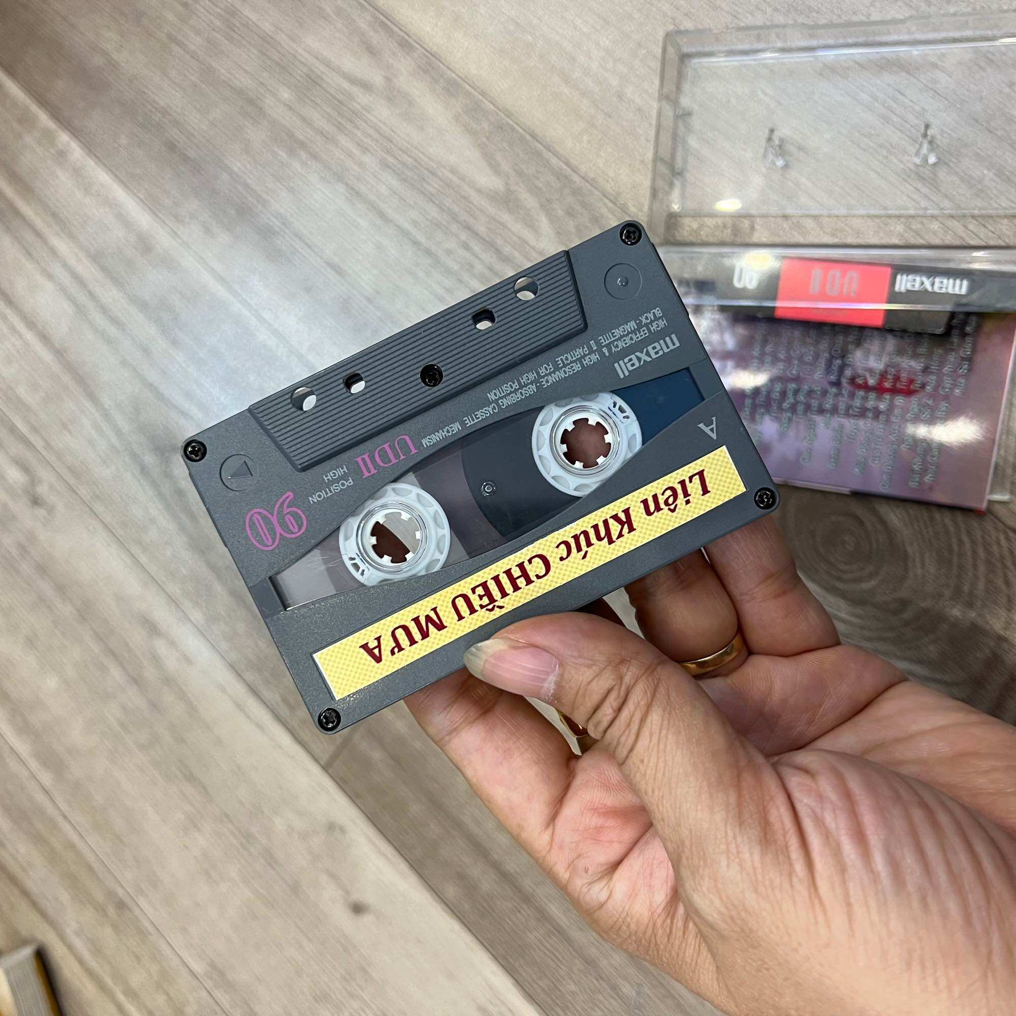 Băng cassette  Liên khúc chiều mưa