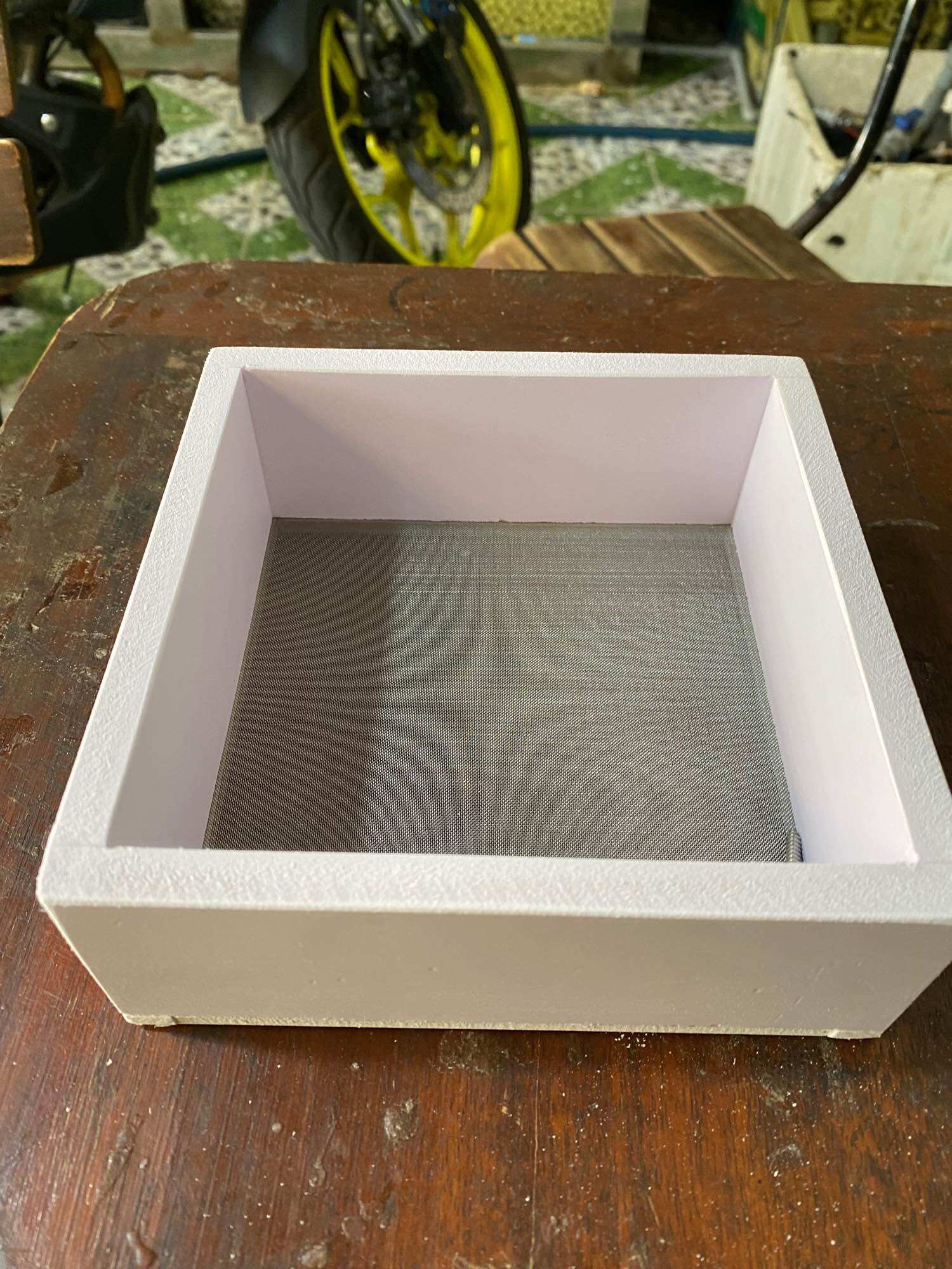 KHAY TÁCH PHÂN CÁ khung cao 5cm
