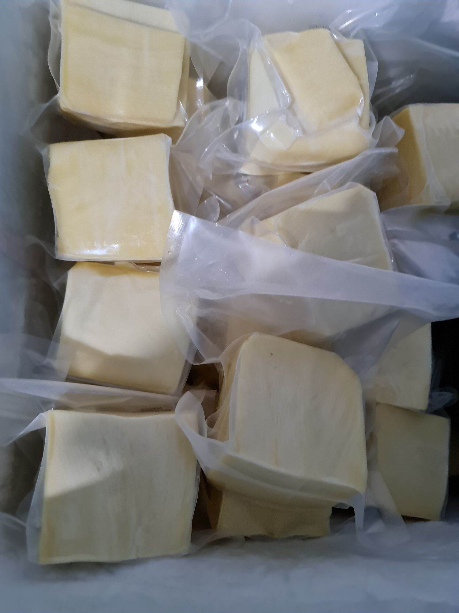 Phô mai mozzarella khối. Túi 500gr
