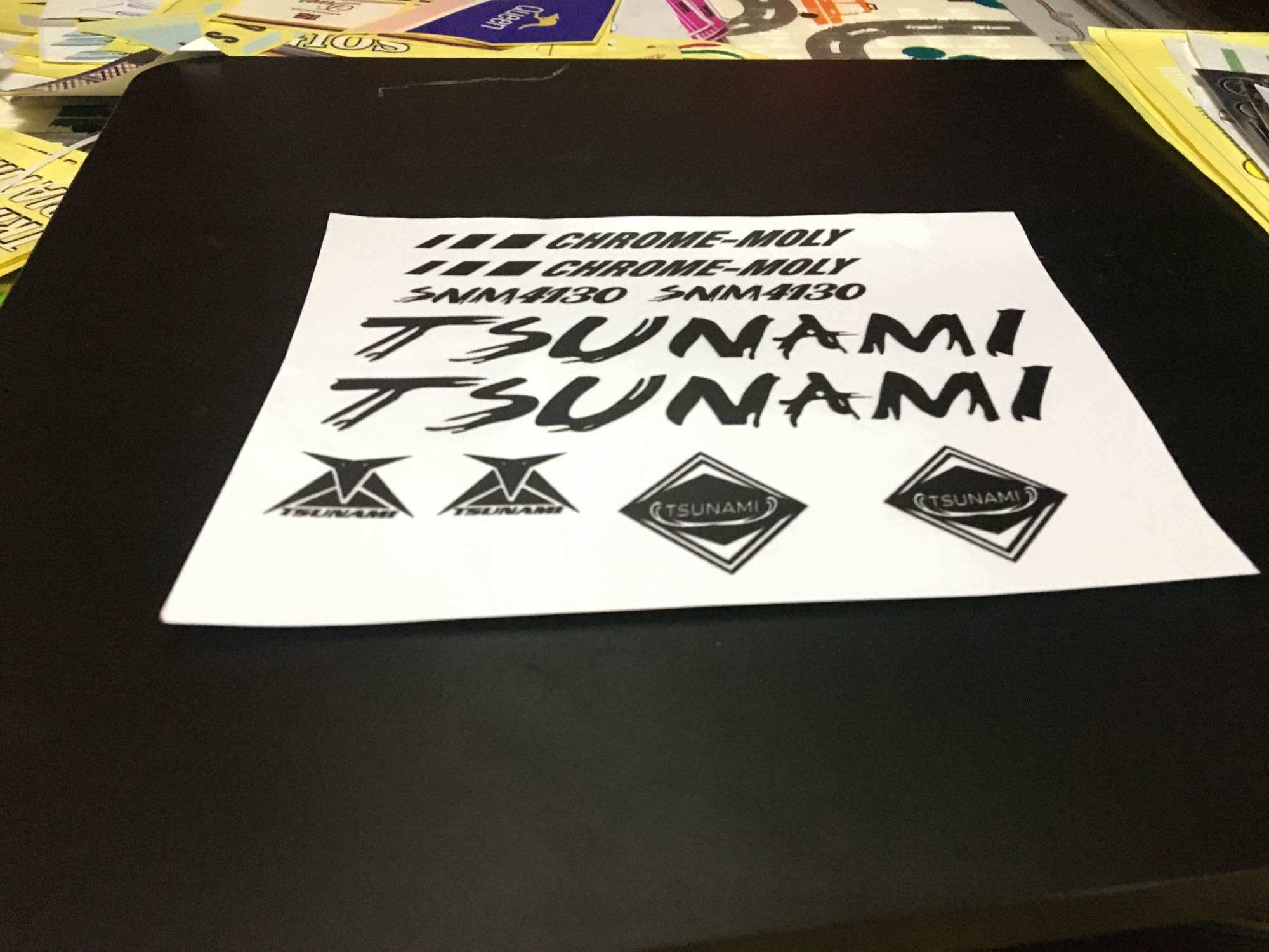 Decal xe đạp tsunami