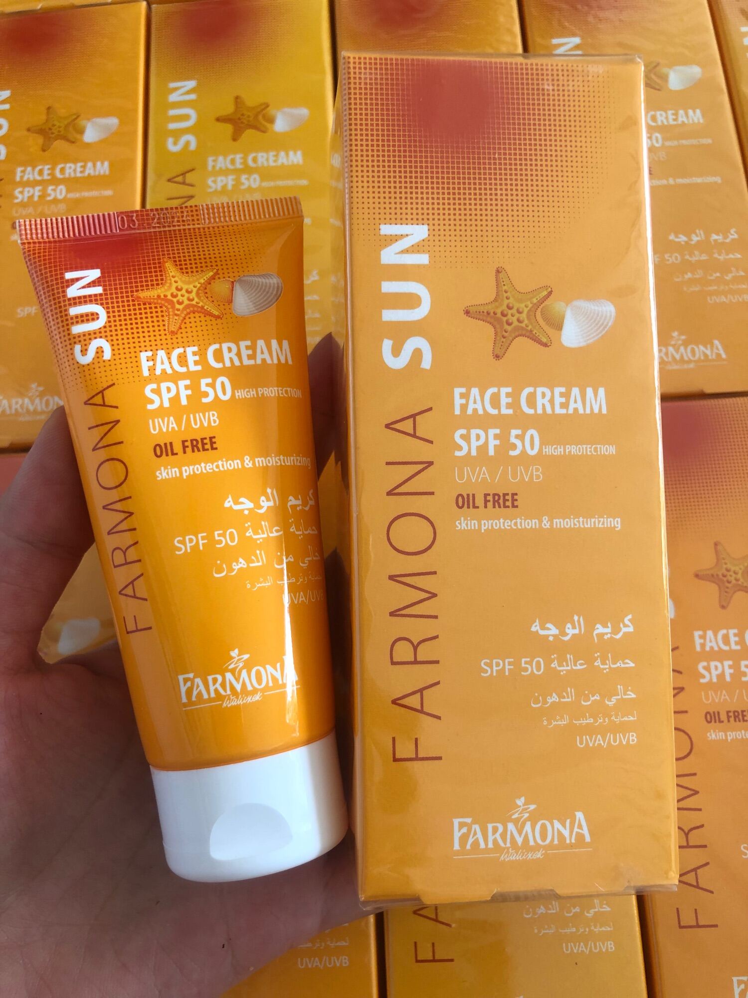 Kem chống nắng Farmona Sun Face Cream Oil Free Spf50 cho da dầu, đảm bảo cung cấp các sản phẩm đang được săn đón trên thị trường hiện nay
