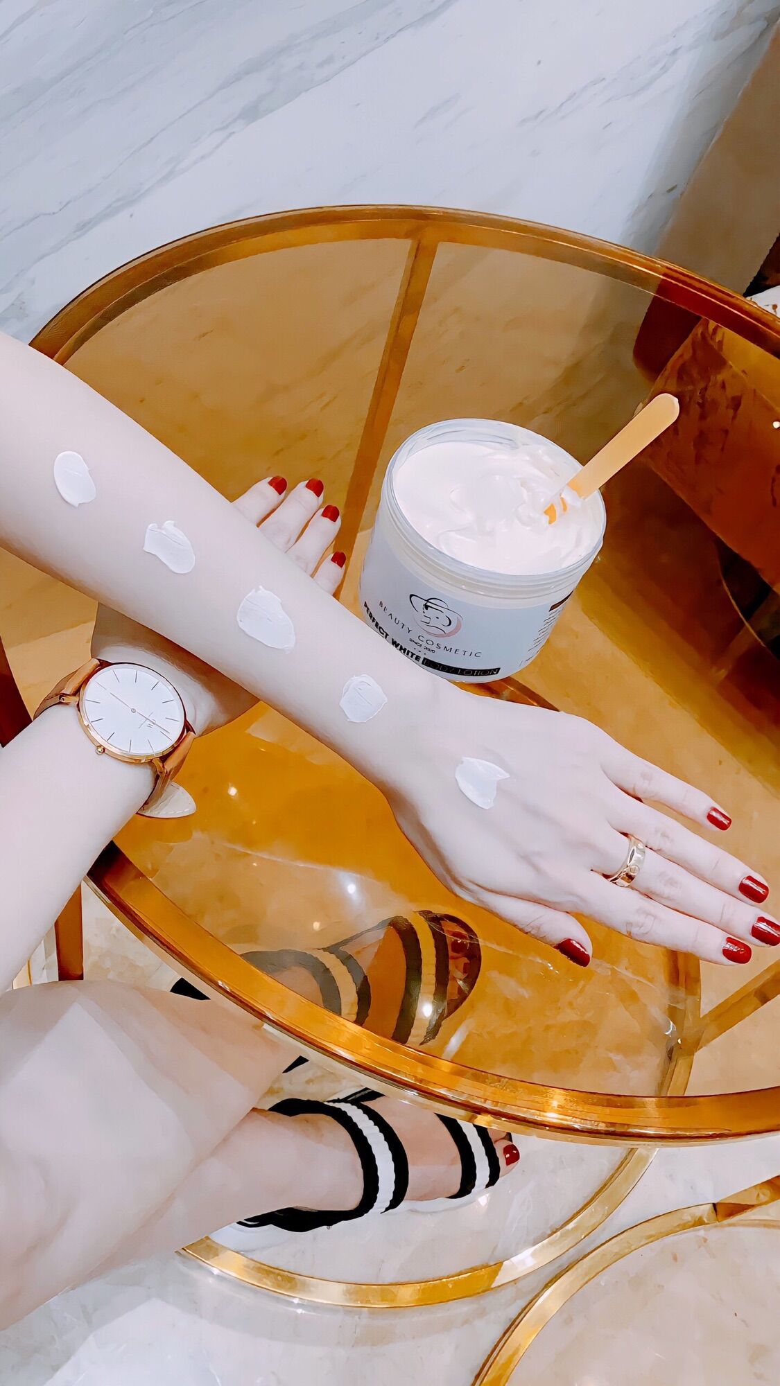 [200GRAM] KEM DƯỠNG TRẮNG DA PERFECT WHITE BODY LOTION