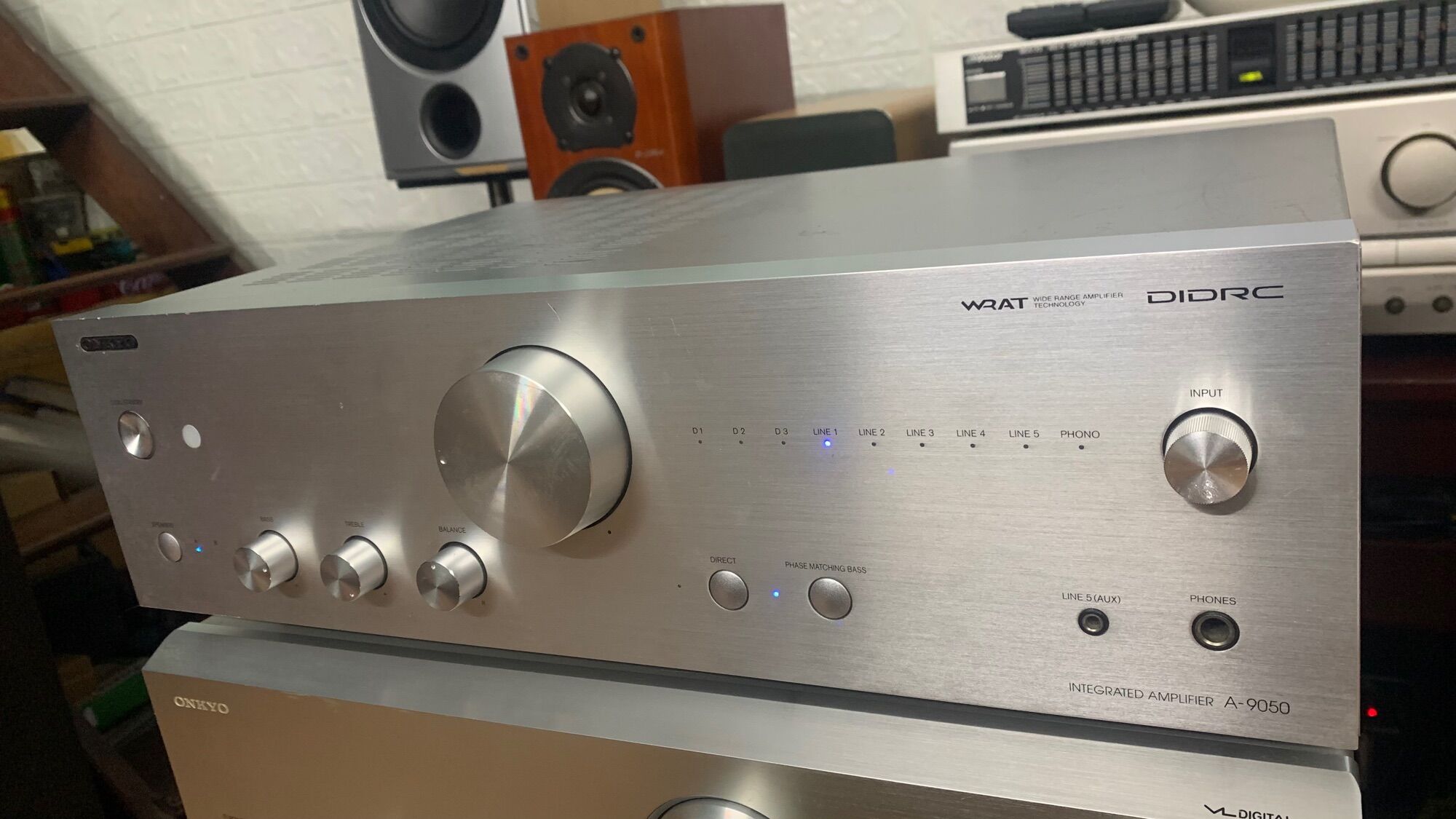 Amply Onkyo A-9050