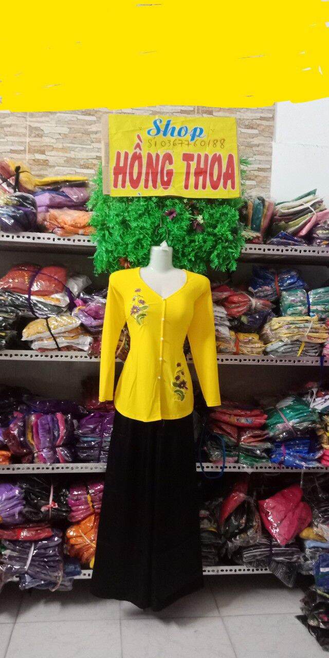 bà ba thêu hoa sen