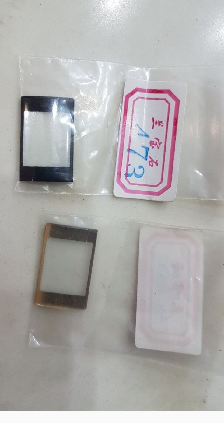 Mặt kính dùng cho đồng hồ rado dây cao su