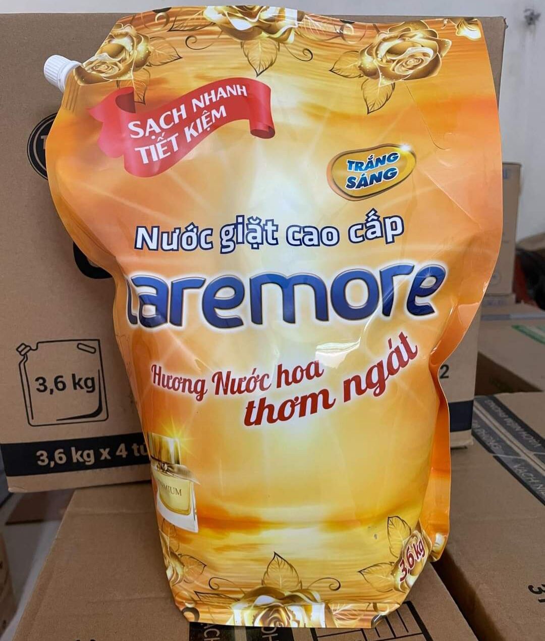 Nước giặt cao cấp Caremore hương nước hoa dạng Túi 3.6kg