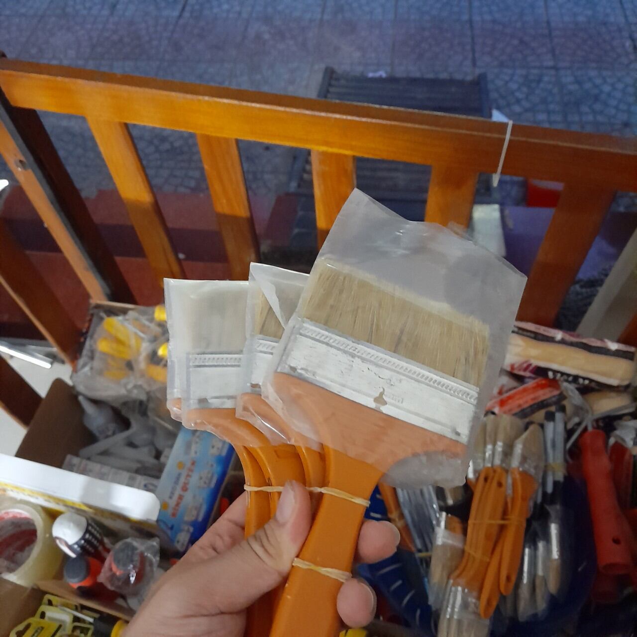 Sỉ 20 chổi quét sơn loại tốt