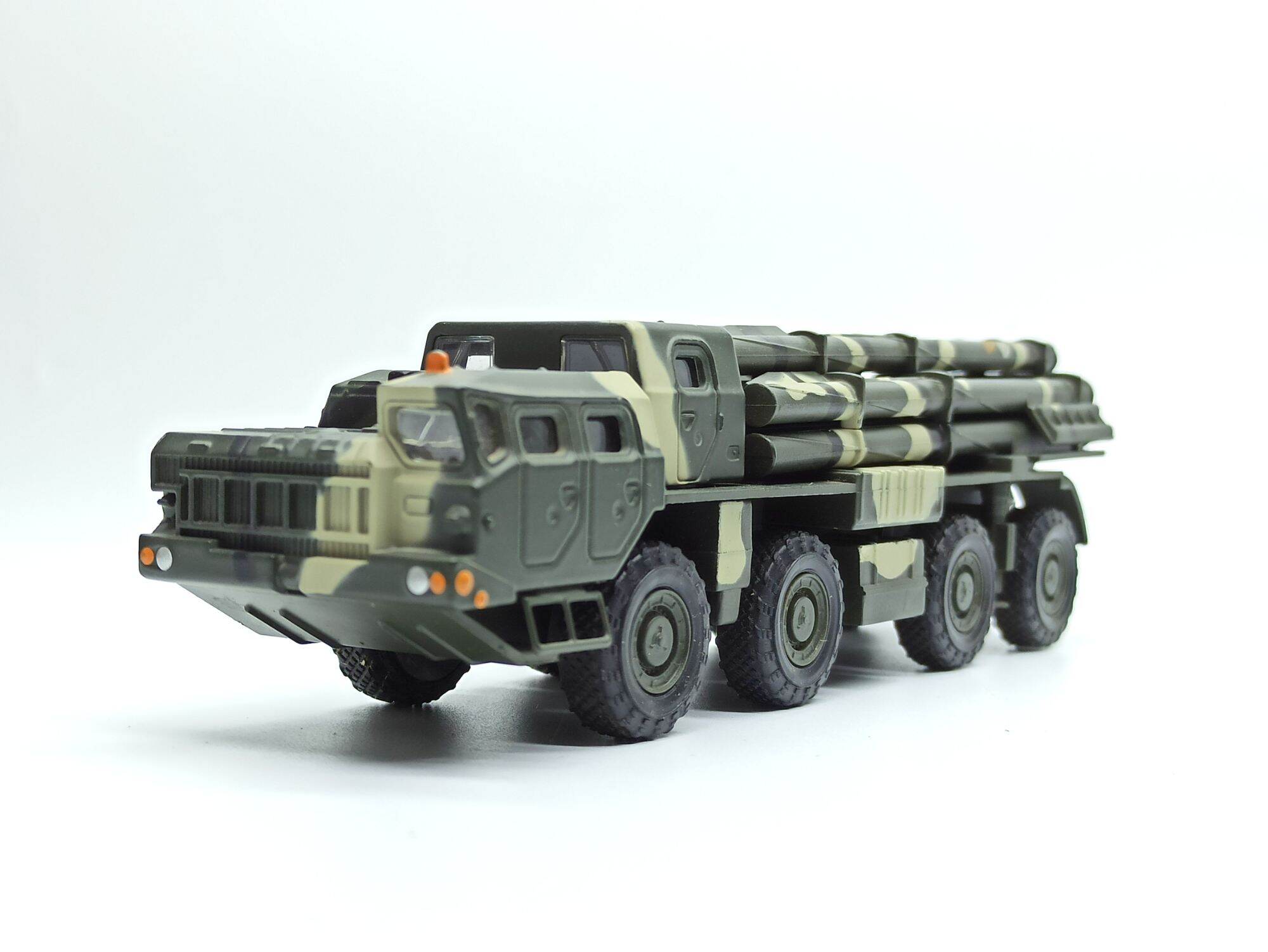 Mô hình xe bm-30 mlrs smerch tỷ lệ 1/72