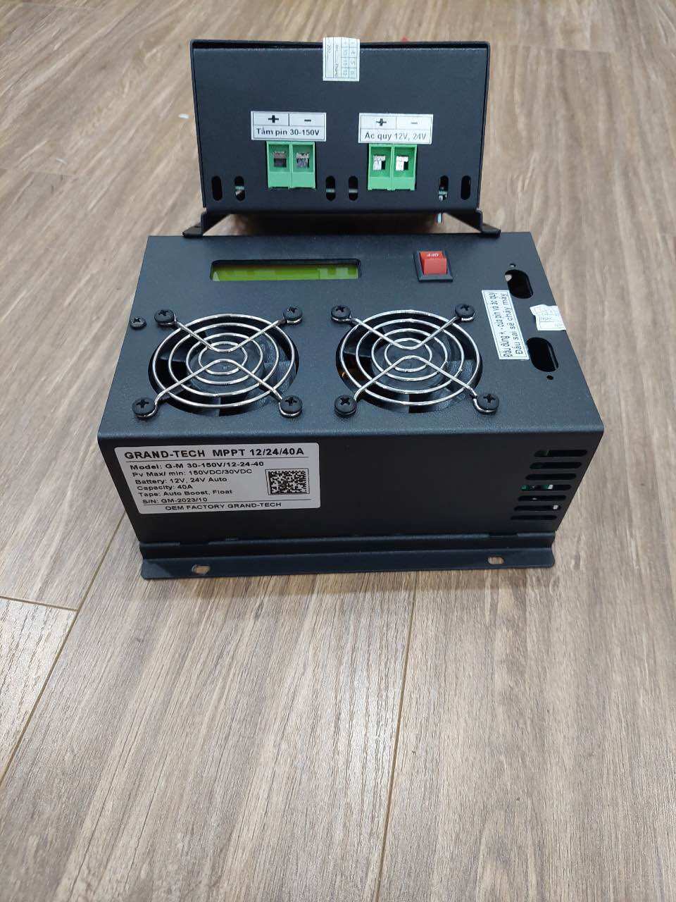 SẠC MPPT 12V-24V/40A