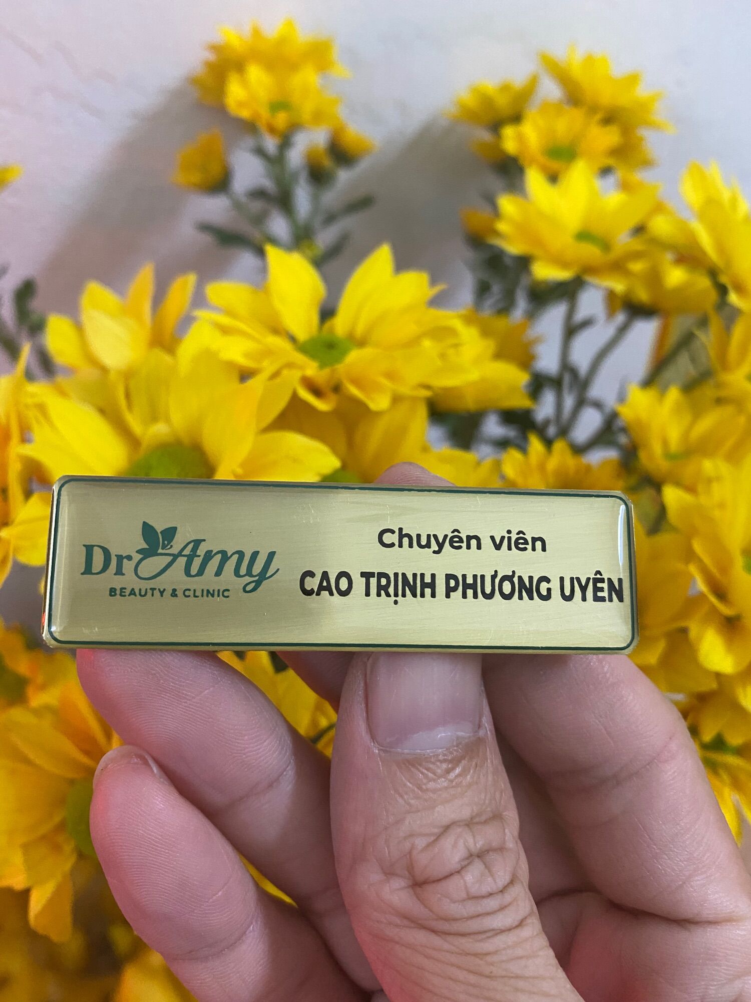 Thẻ tên
