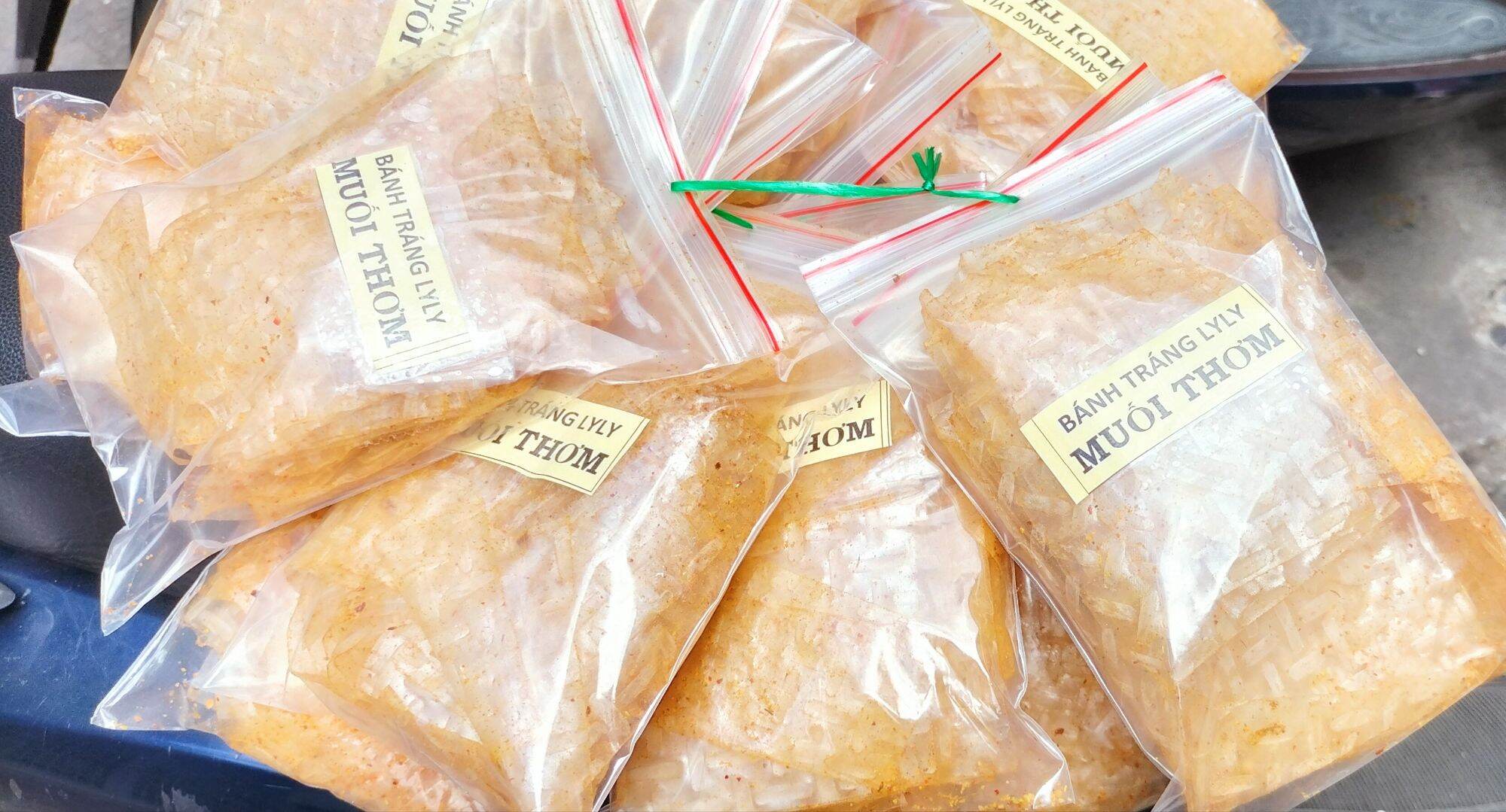 (Sản phẩm mới) BÁNH TRÁNG MUỐI THƠM CAY ĐẬM VỊ