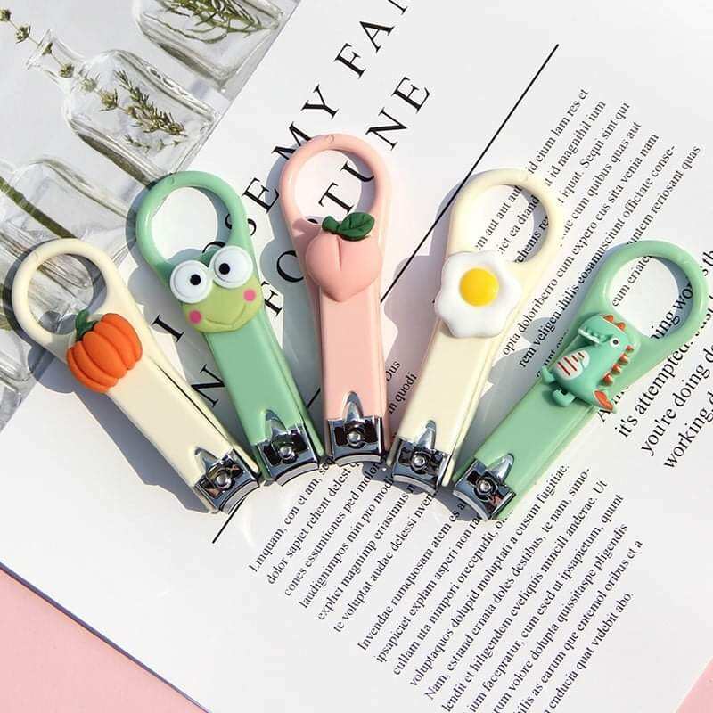 Bấm móng tay gắn icon nhà Bunny